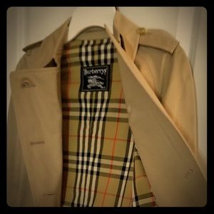 Classic Burberry's Trench